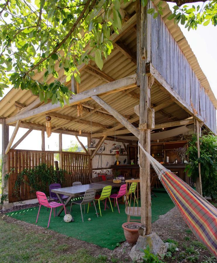 Hotel Le Kouloury à Meyronne Extérieur photo